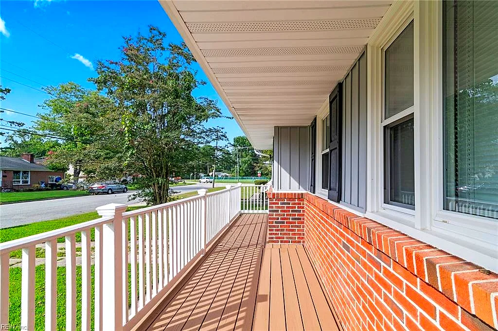 5 Fairway Ln, Newport News — photo