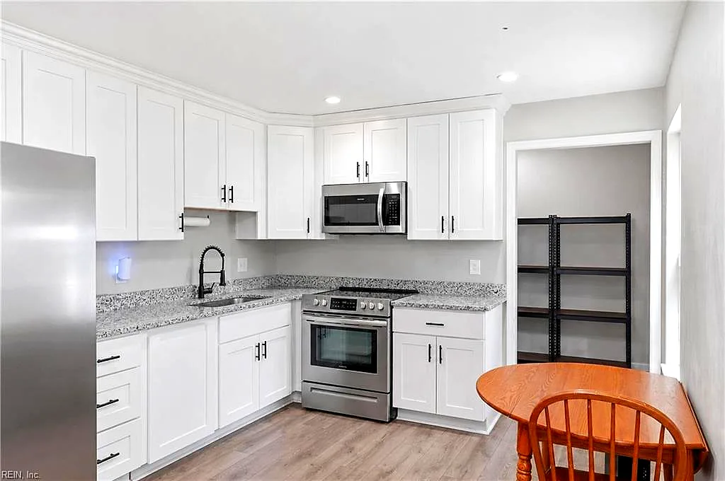 1319 Highland Ave, Portsmouth — photo
