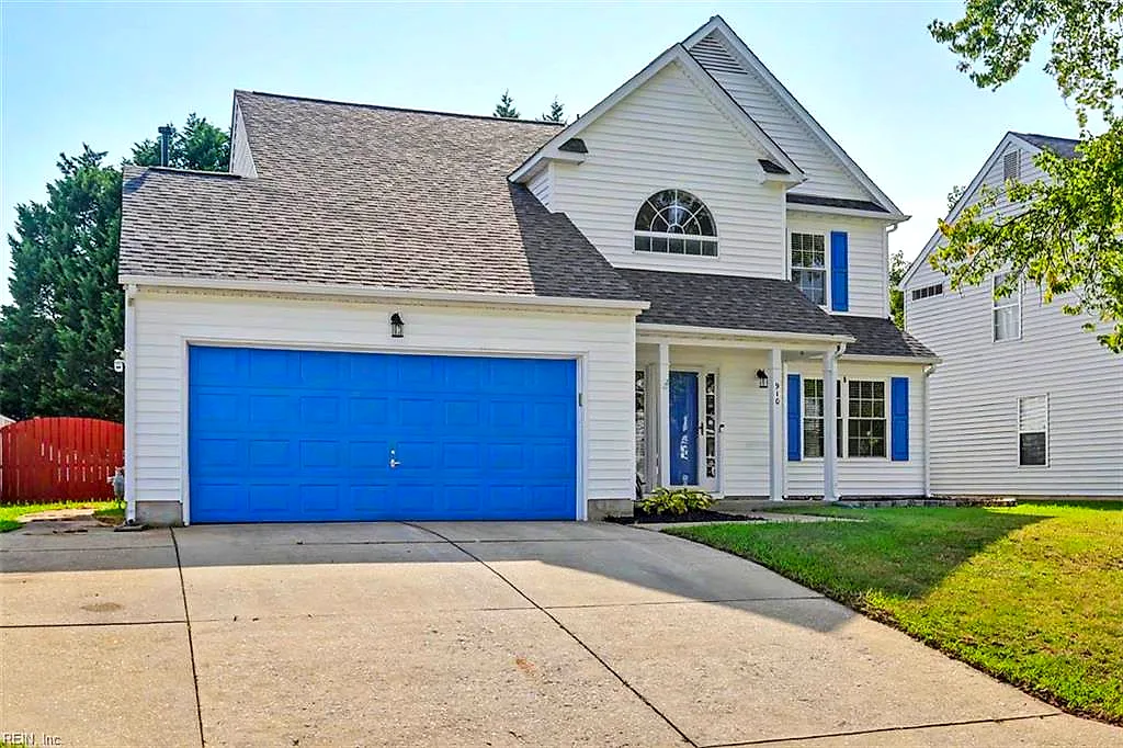 910 Andover CT, NEWPORT NEWS VA 23608