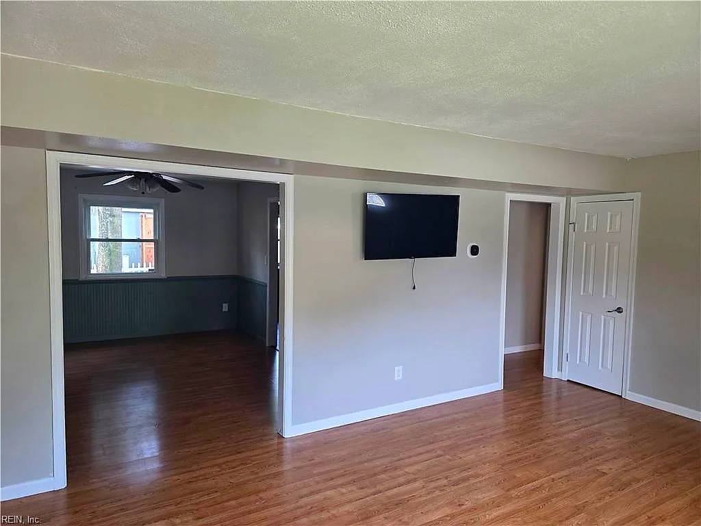 4865 Halwell Dr, Virginia Beach — photo