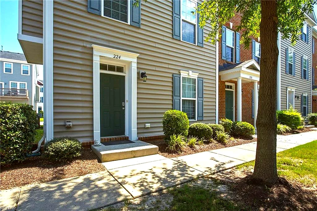 224 Breccia Ln #218, Virginia Beach — photo