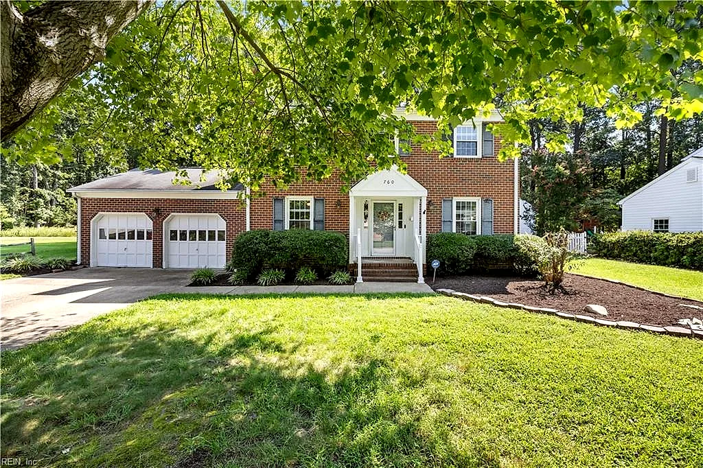 760 Village Green Pw, Newport News — photo