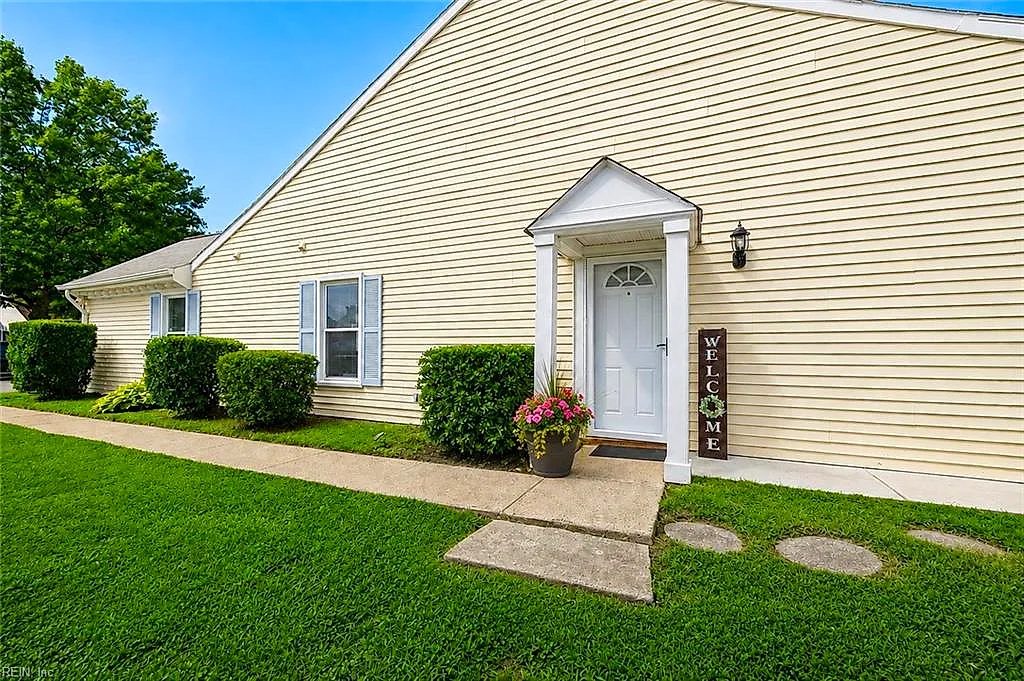 4771 Woods Edge RD, VIRGINIA BEACH VA 23462