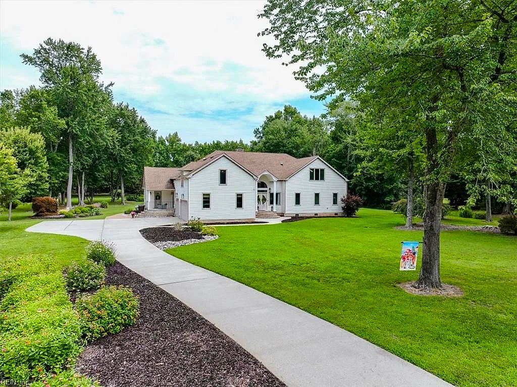 2044 Hallmark WAY, CHESAPEAKE VA 23323