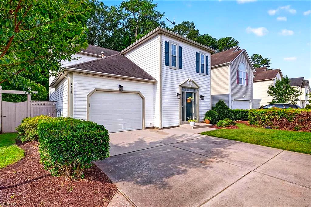1715 Woodmill ST, CHESAPEAKE VA 23320
