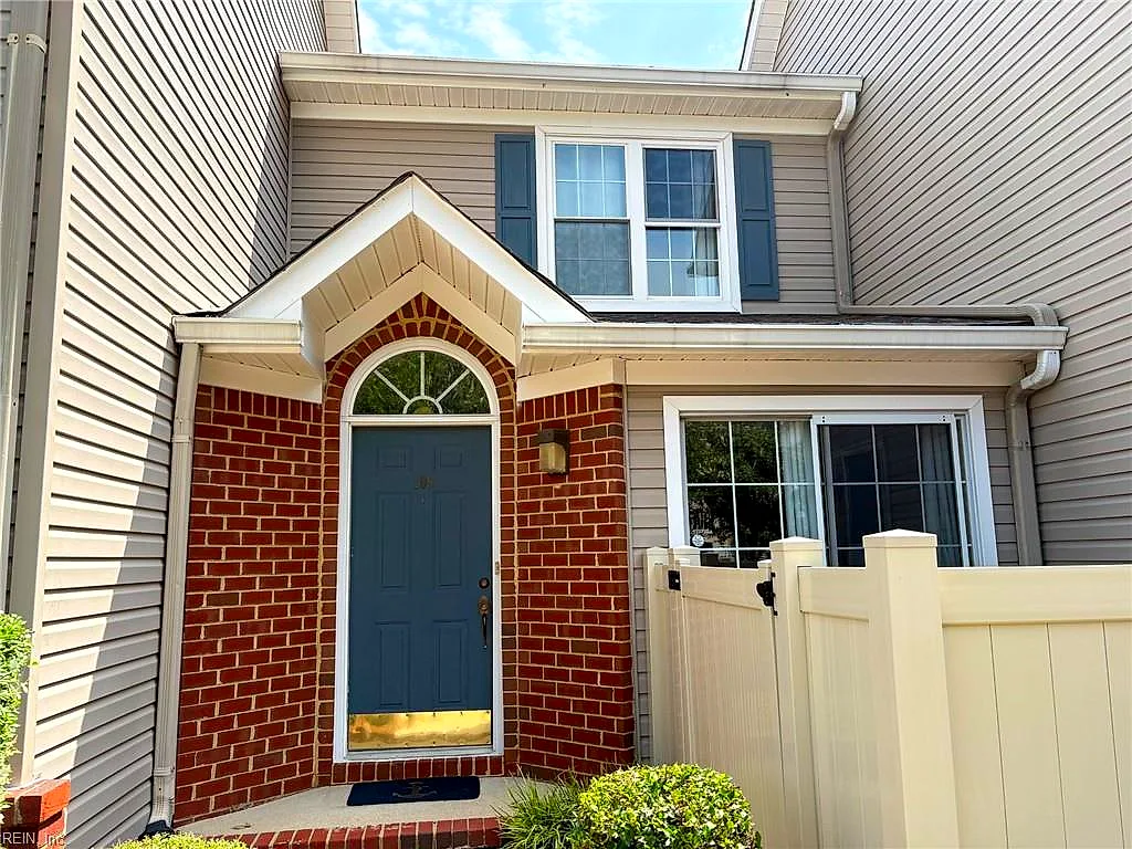 3837 Lasalle DR #109, VIRGINIA BEACH VA 23453
