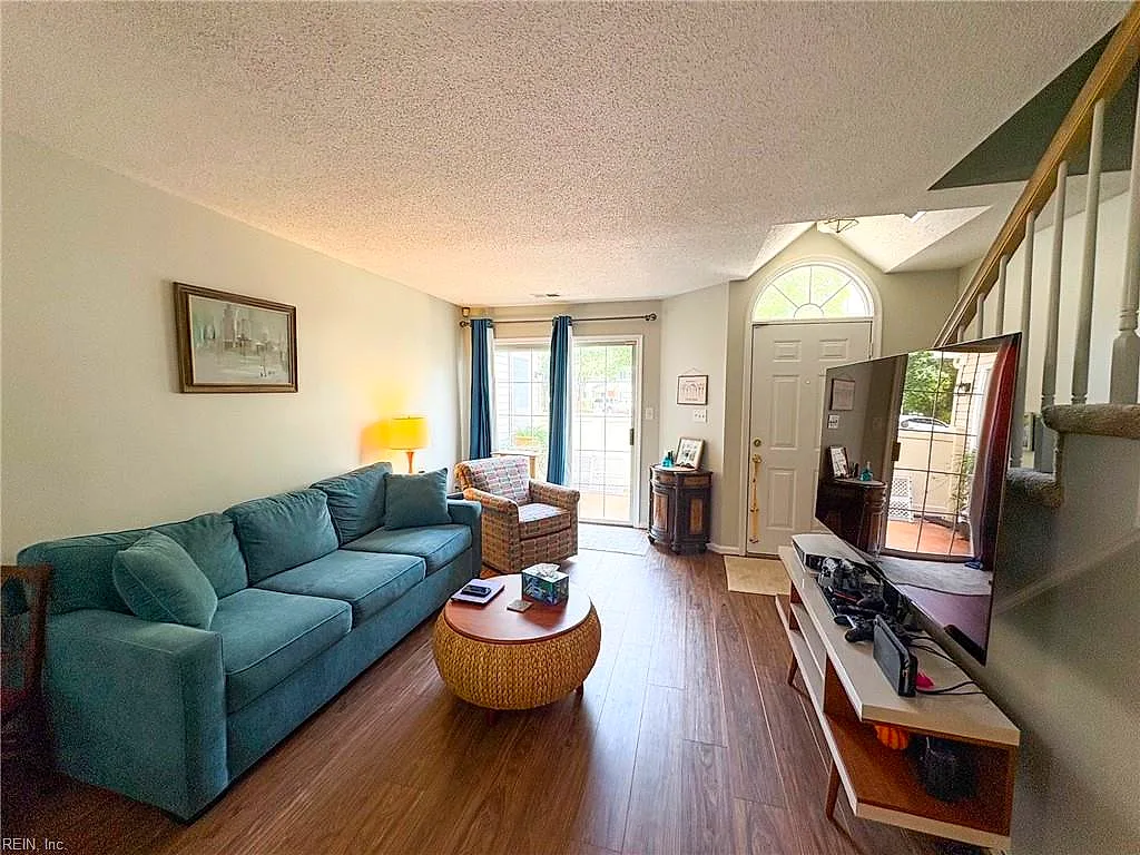 3837 Lasalle Dr #109, Virginia Beach — photo