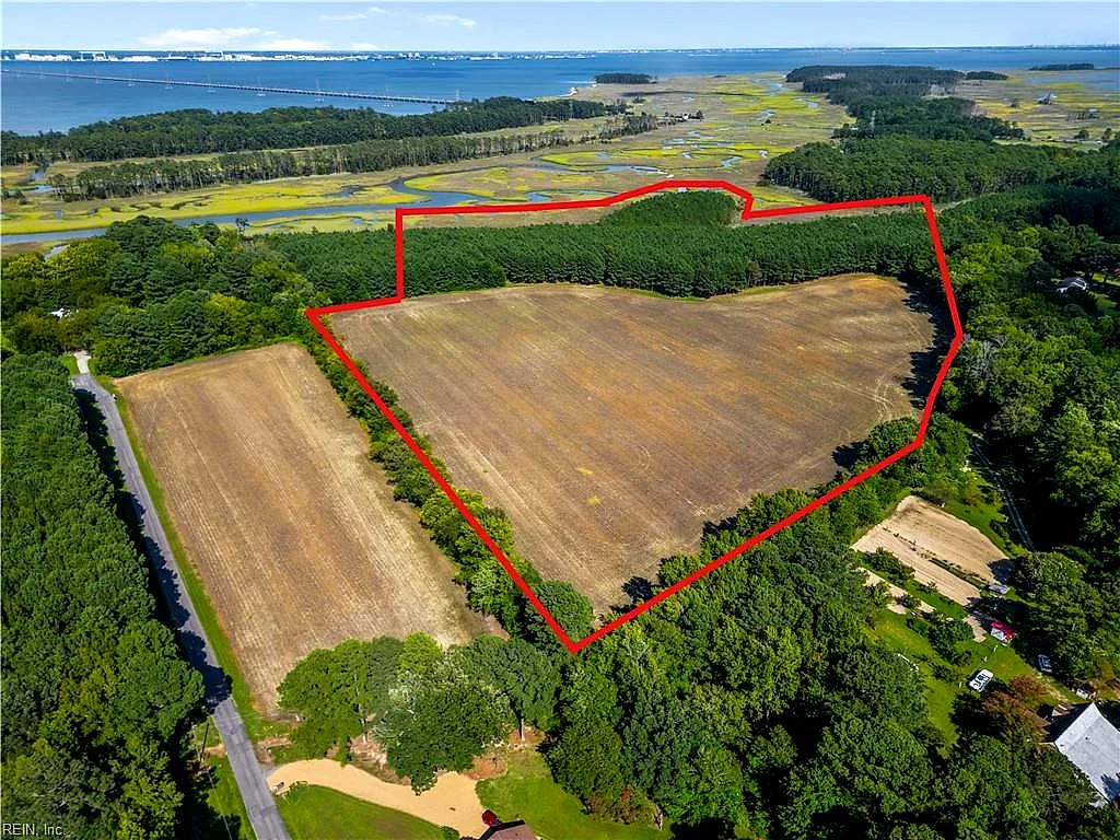 55 Ac  Vellines LN, CARROLLTON VA 23314