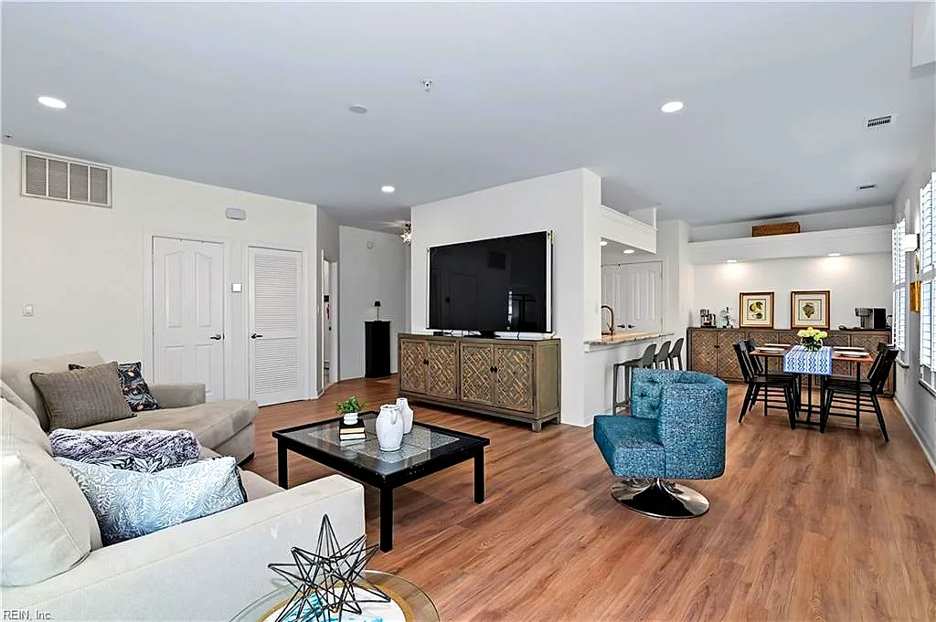 2300 Shore Sands Ct #102, Virginia Beach — photo