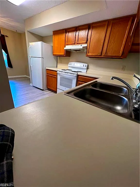 4396 Silverleaf Dr, Virginia Beach — photo