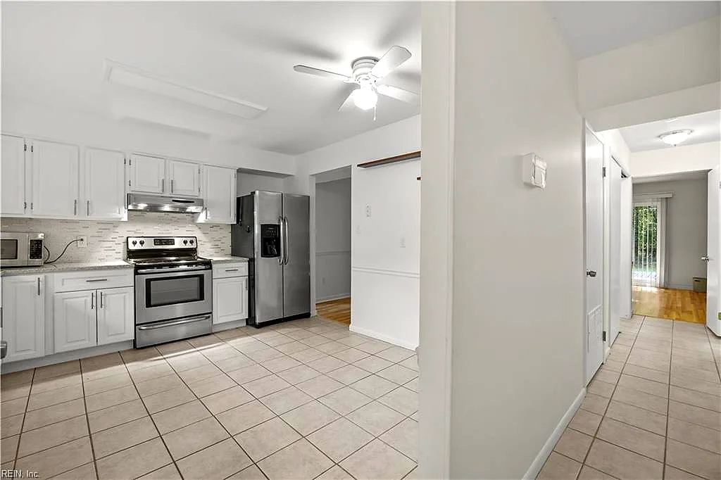 1148 Willow Green Dr, Newport News — photo