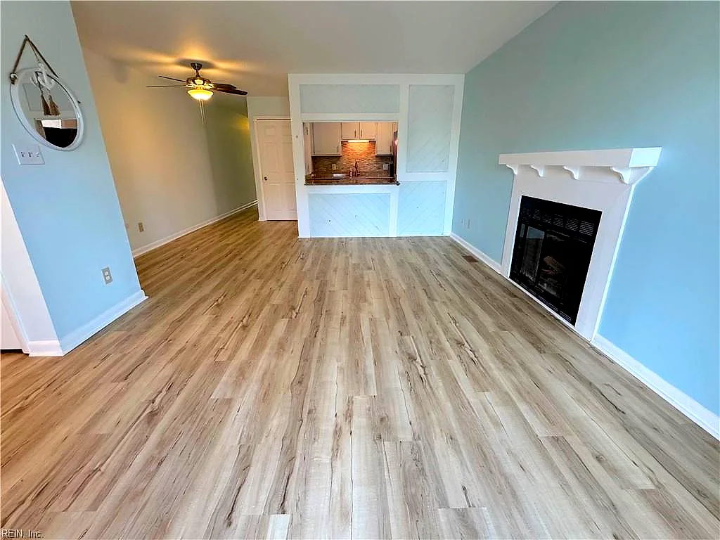 741 W Ocean View Ave #B, Norfolk — photo