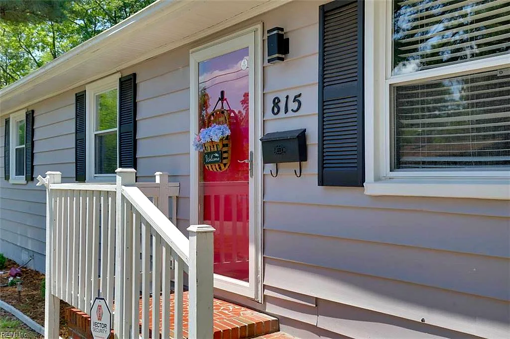 815 Pine Harbor Dr, Norfolk — photo
