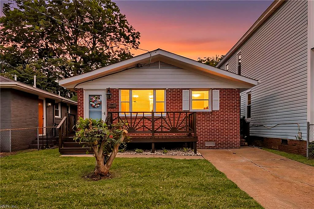 838 24 ST, NEWPORT NEWS VA 23607