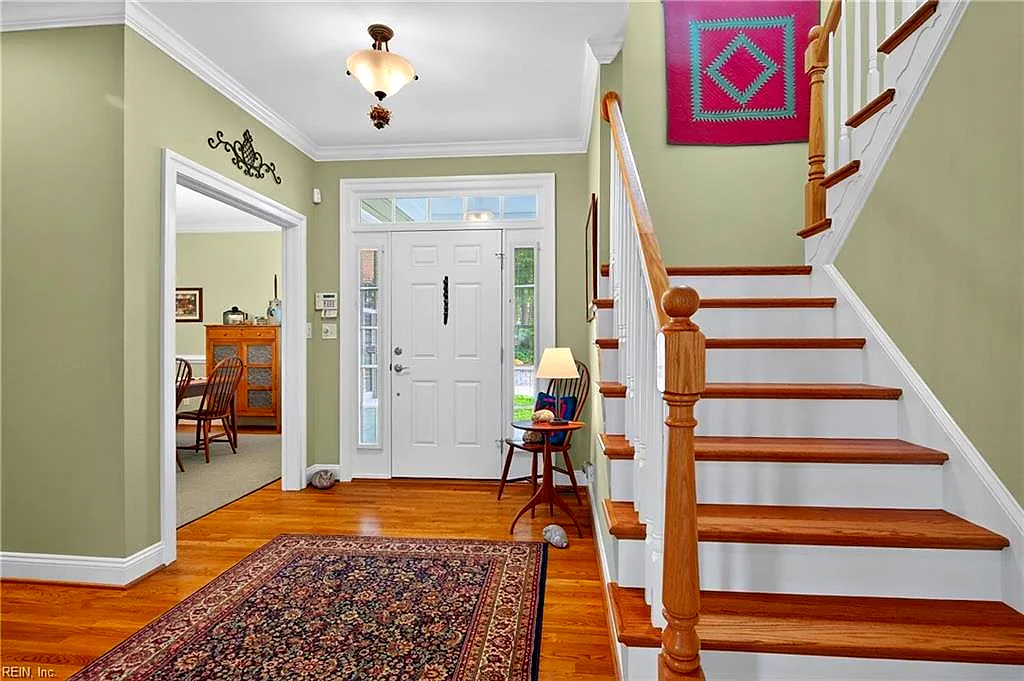 235 Portstewart, Williamsburg — photo