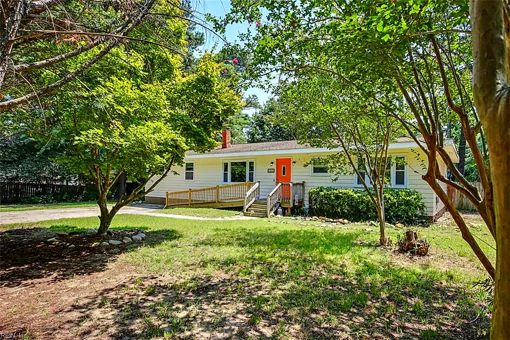 7042 East View Rd, Hayes — photo