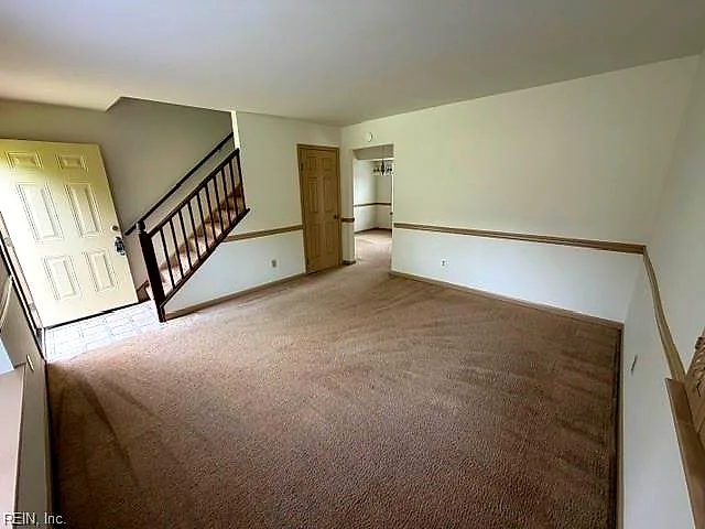 520 Heacox Ln, Newport News — photo