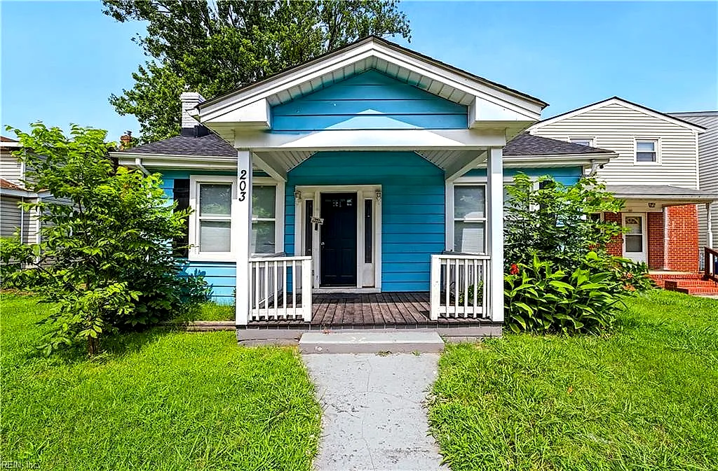 203 Blair AVE, NEWPORT NEWS VA 23607