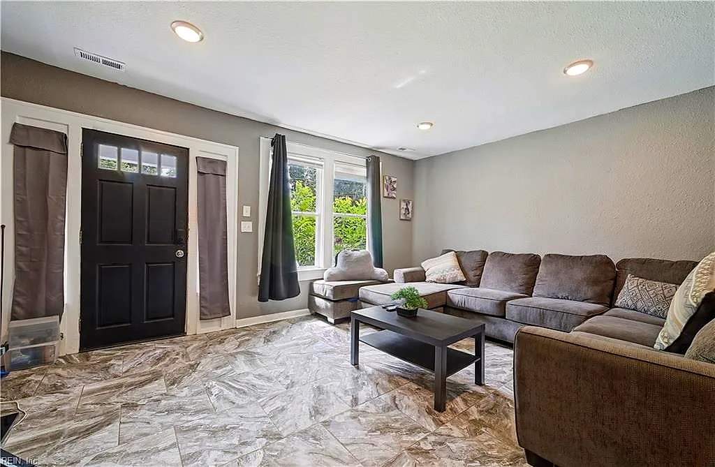 203 Blair Ave, Newport News — photo