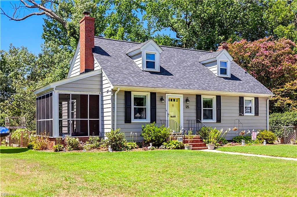 125 Wythe Crescent DR, HAMPTON VA 23661