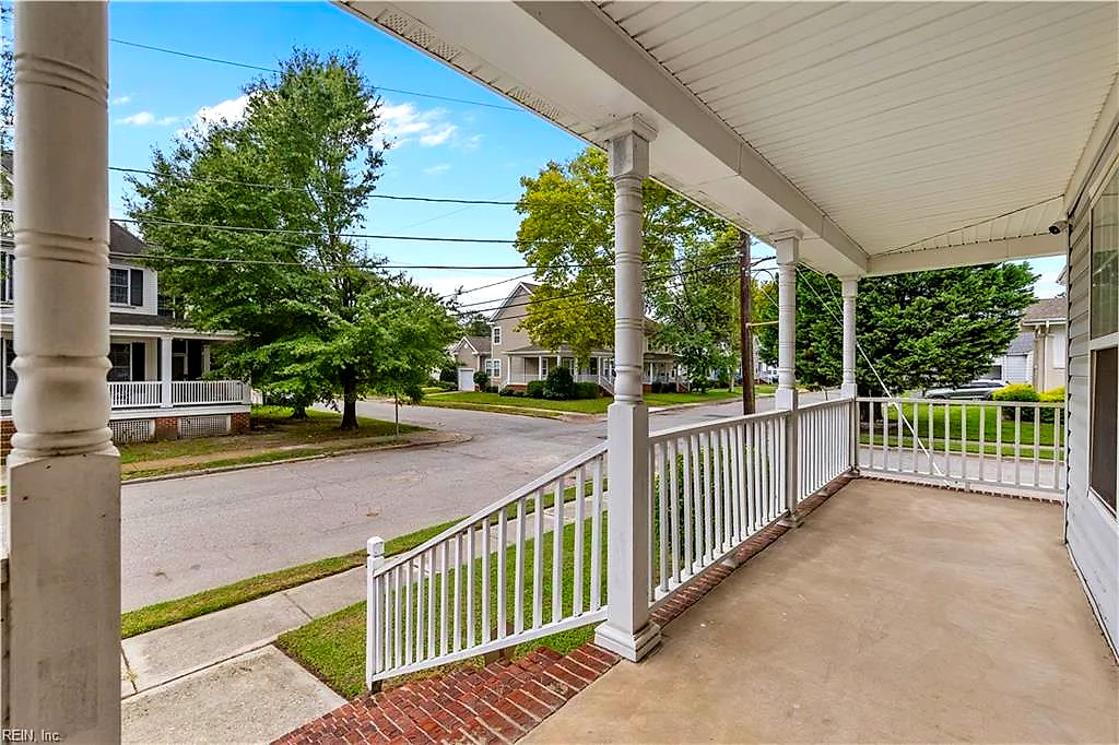 302 Poplar Ave, Norfolk — photo