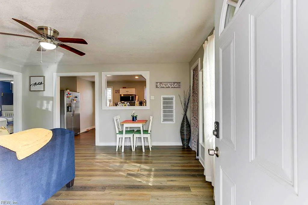 3668 Hyde Cir #A, Norfolk — photo