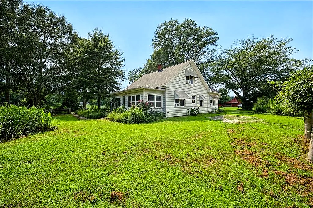 1303 Turnpike Rd, Elizabeth City — photo