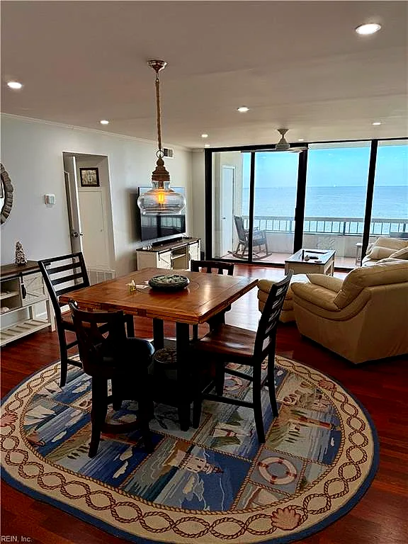 3300 Ocean Shore Ave #902, Virginia Beach — photo