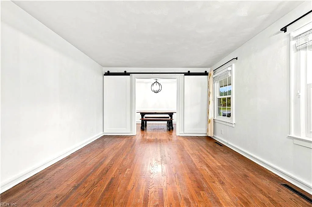 1032 Yardley Lndg, Virginia Beach — photo