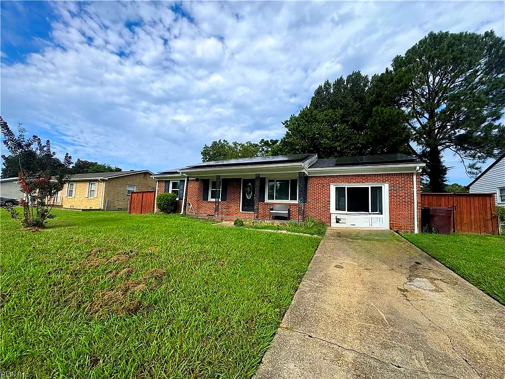 2041 Midway Ave, Chesapeake — photo