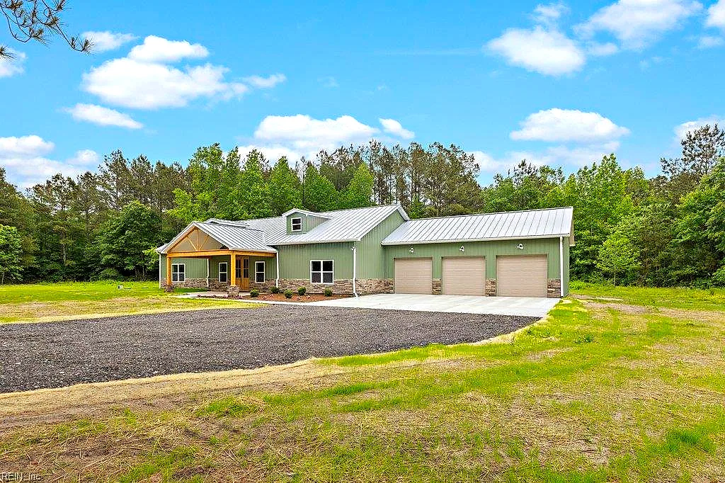 3AC Barnes RD, TOANO VA 23168