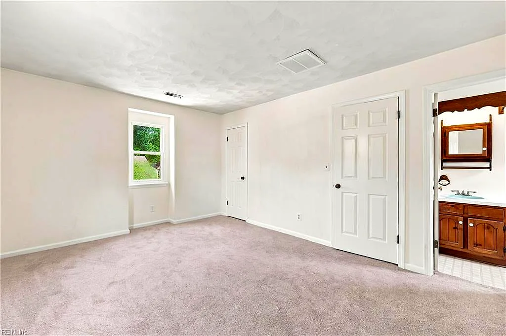 604 Winscott Ct, Chesapeake — photo
