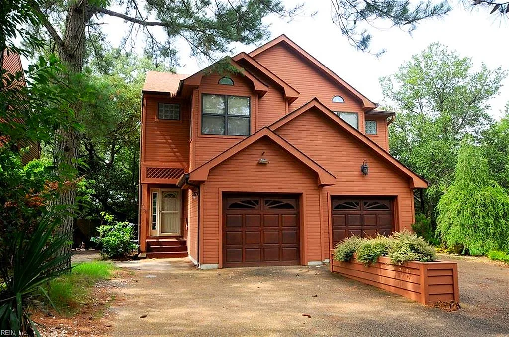 2159 Woodlawn Ave, Virginia Beach — photo