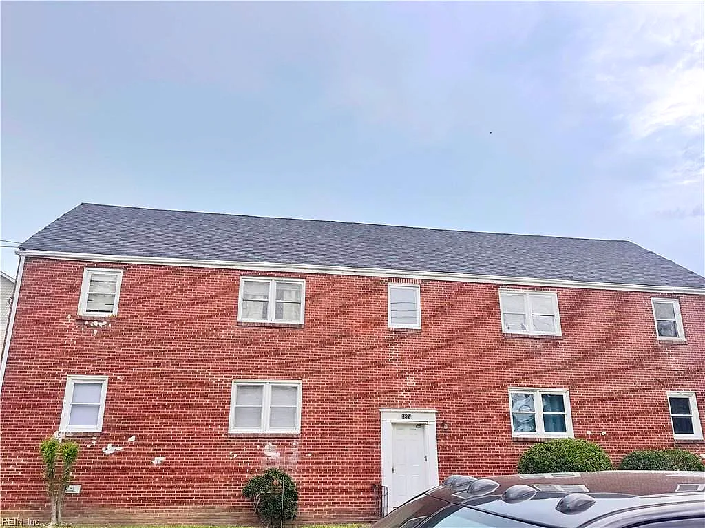 1874 Kingston AVE, NORFOLK VA 23503