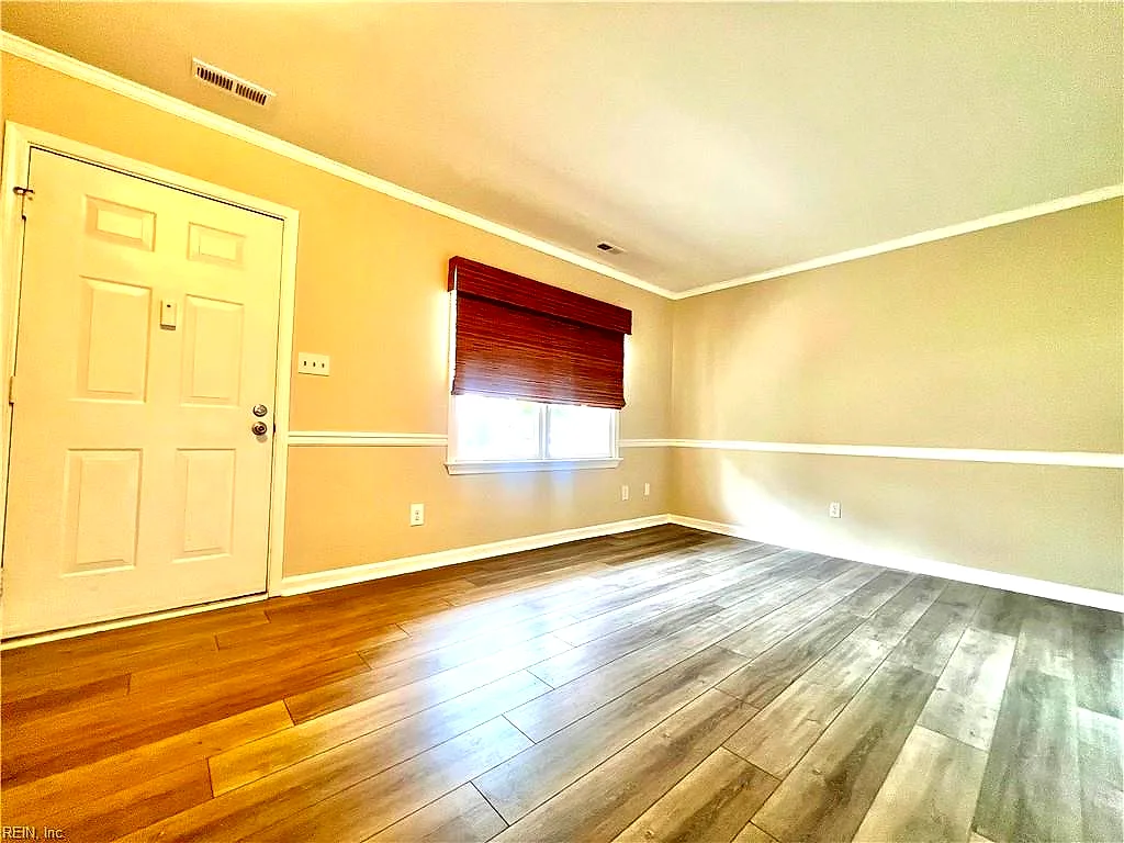 117 Wethersfield Park, Yorktown — photo