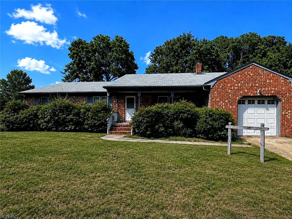 3 Mary Cir, Poquoson — photo