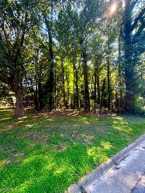38 Salt Pond Rd, Hampton — photo