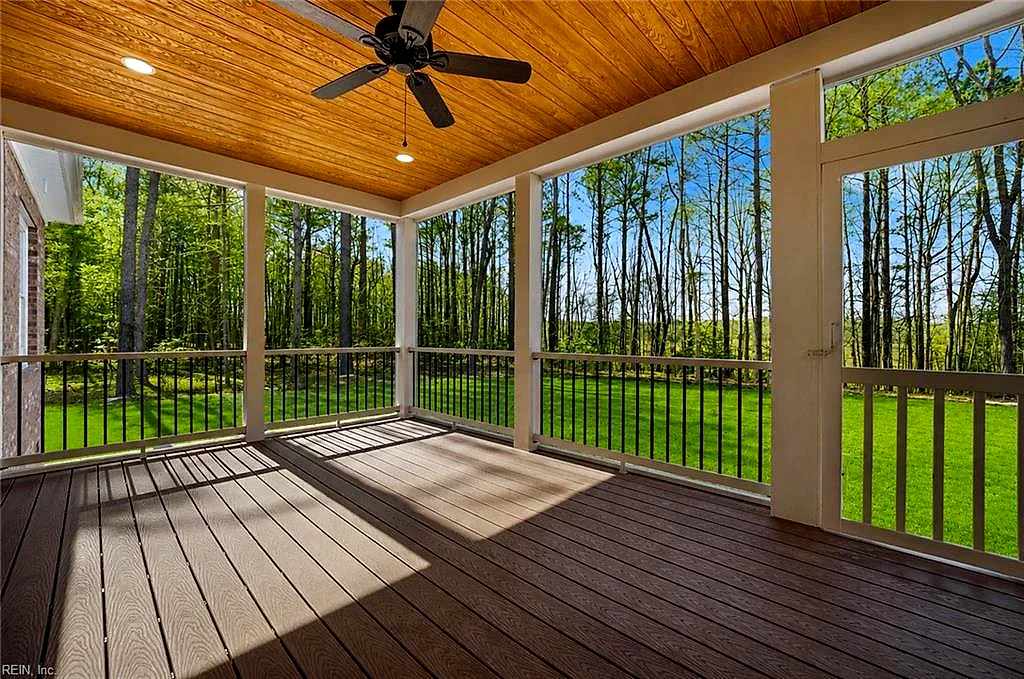 1312 Creekway Dr, Smithfield — photo