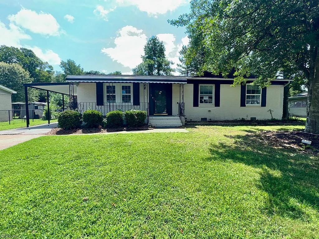 1215 Lake Kennedy DR, SUFFOLK VA 23434