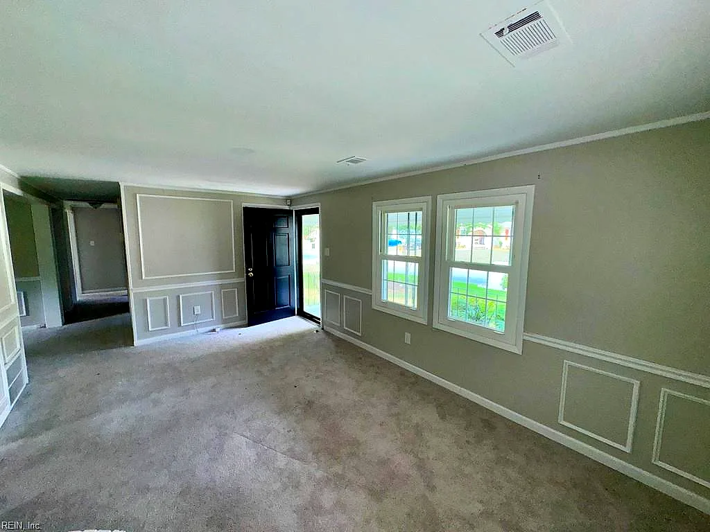 1215 Lake Kennedy Dr, Suffolk — photo