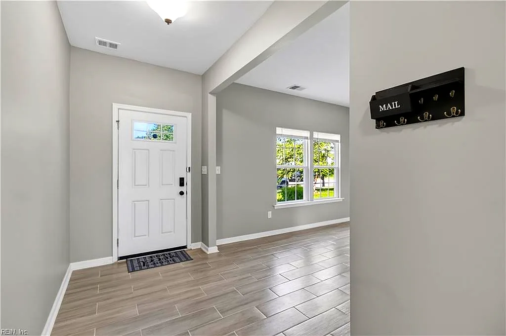 335 Spring Hill Pl, Smithfield — photo