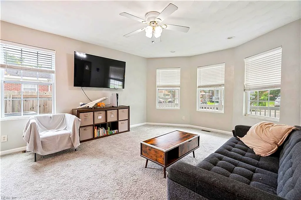1044 Lindenwood Ave, Norfolk — photo