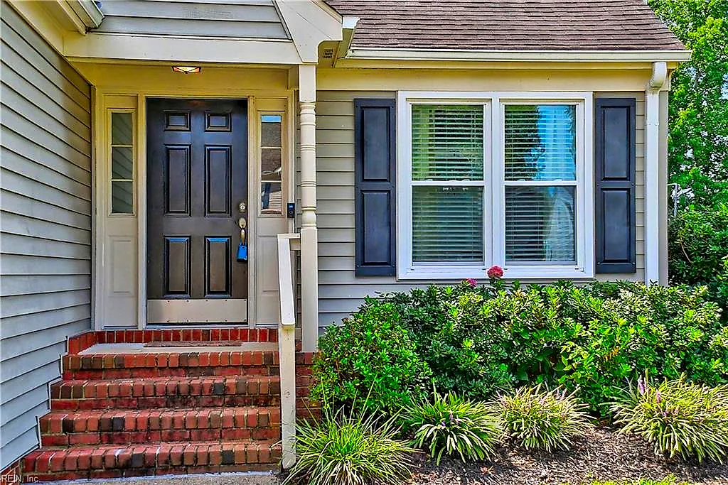 625 Marston Dr, Chesapeake — photo