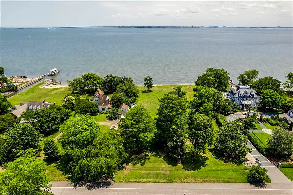 1506 Chesapeake AVE, HAMPTON VA 23661