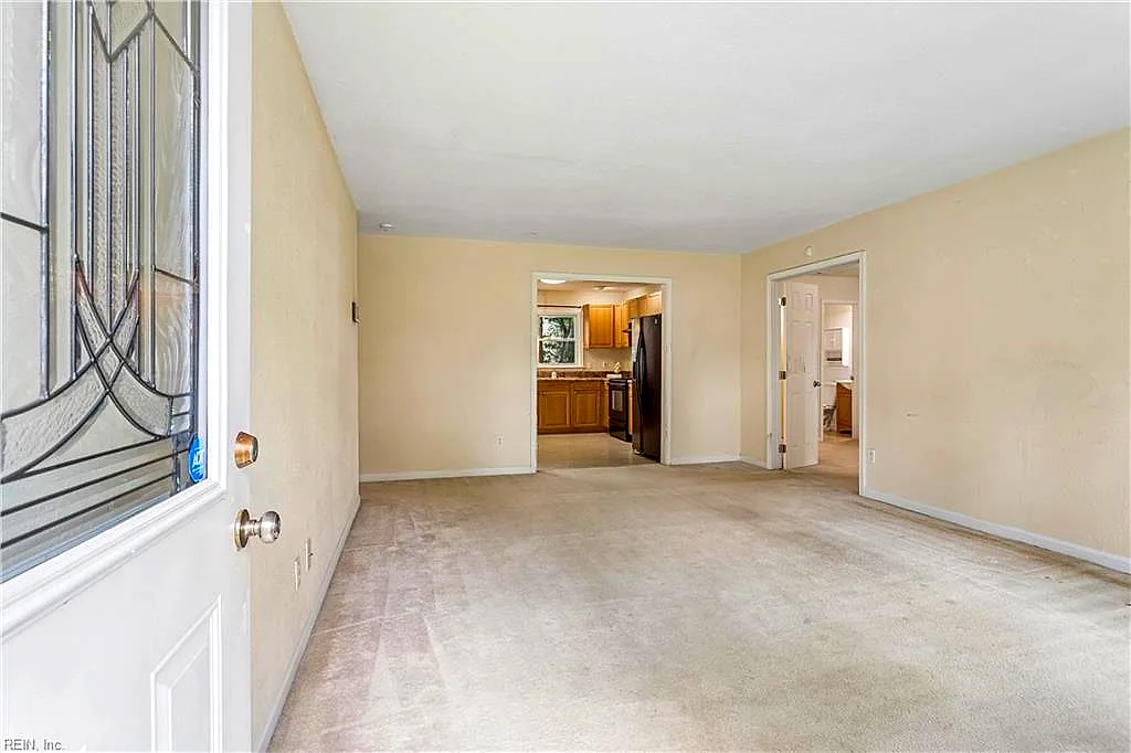 28 Colony Rd, Newport News — photo