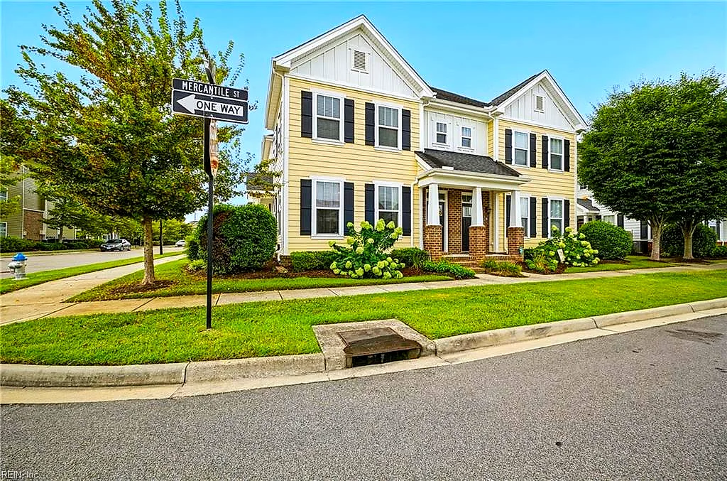 3106 Barred Owl LN, CHESAPEAKE VA 23323