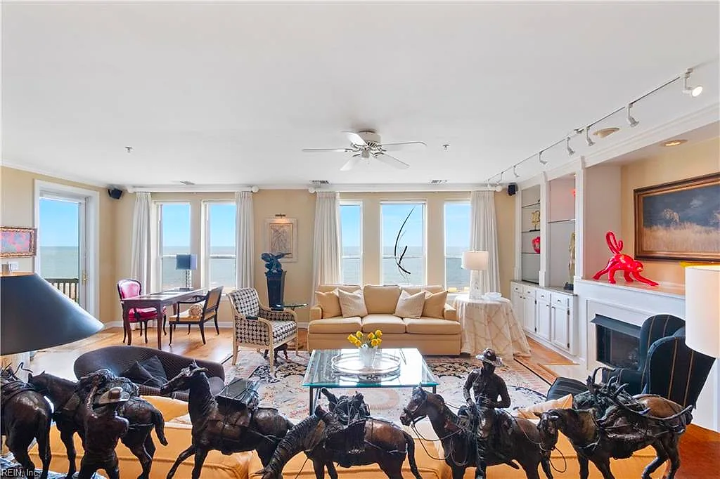 2316 Mariners Mark Way #403, Virginia Beach — photo