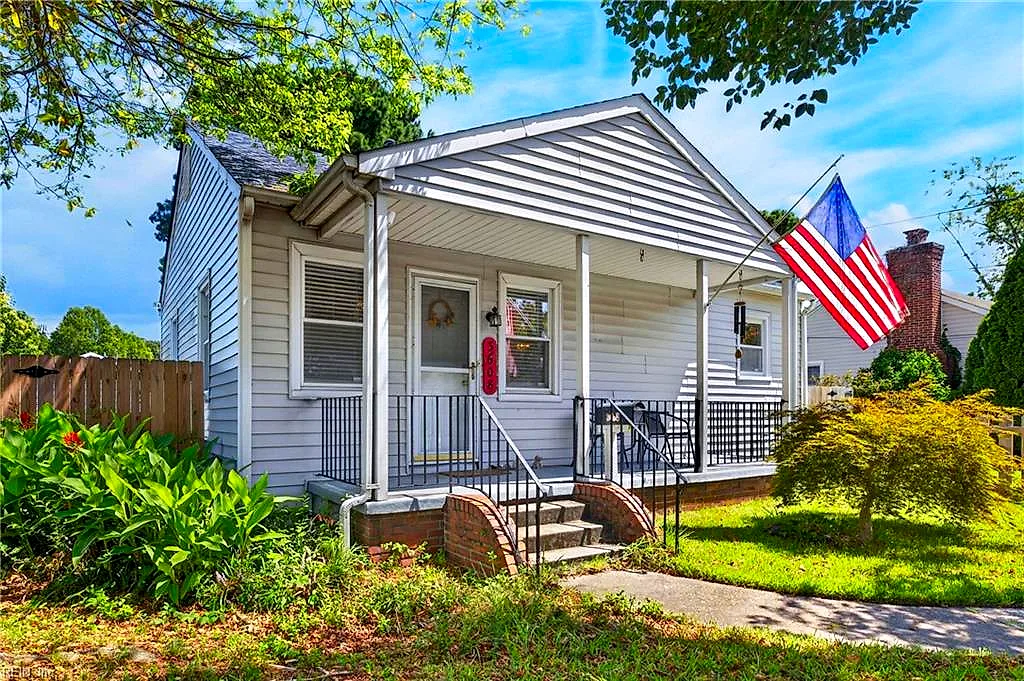 3608 Essex CIR, NORFOLK VA 23513