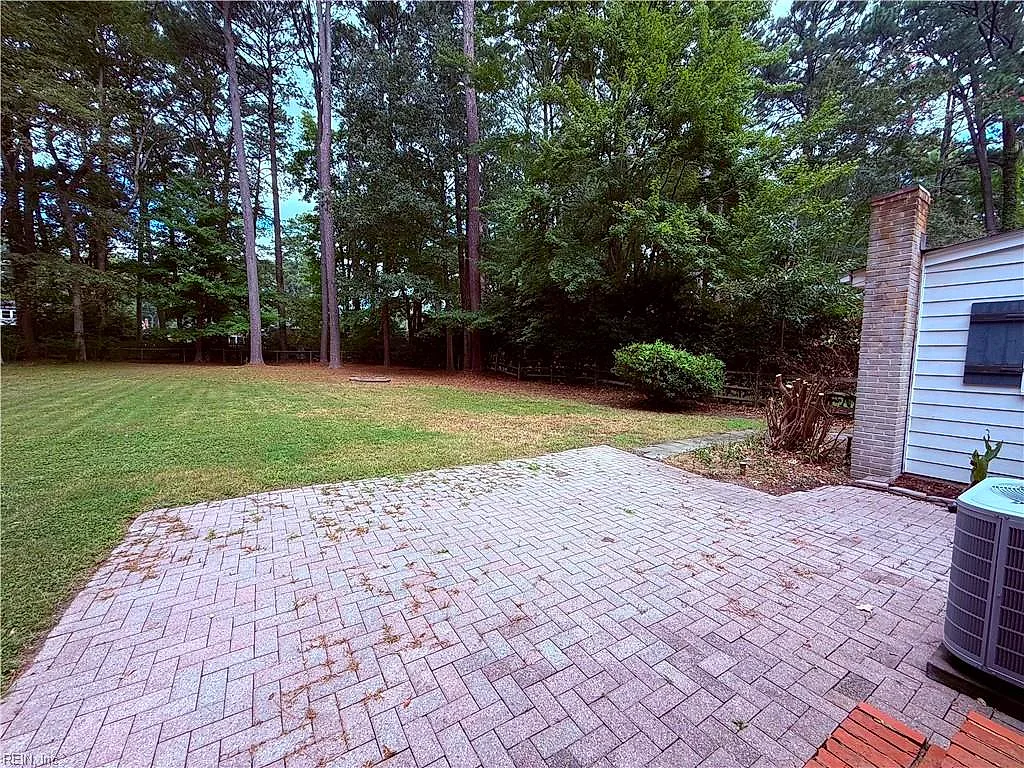 205 Longwood Dr, Newport News — photo