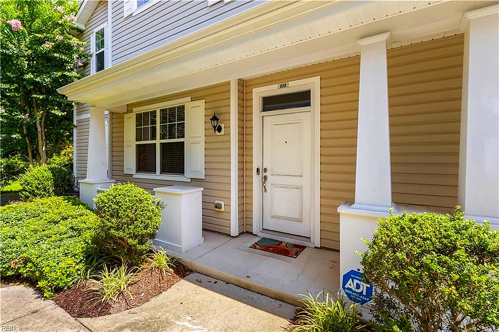 628 Lacy Oak Dr, Chesapeake — photo
